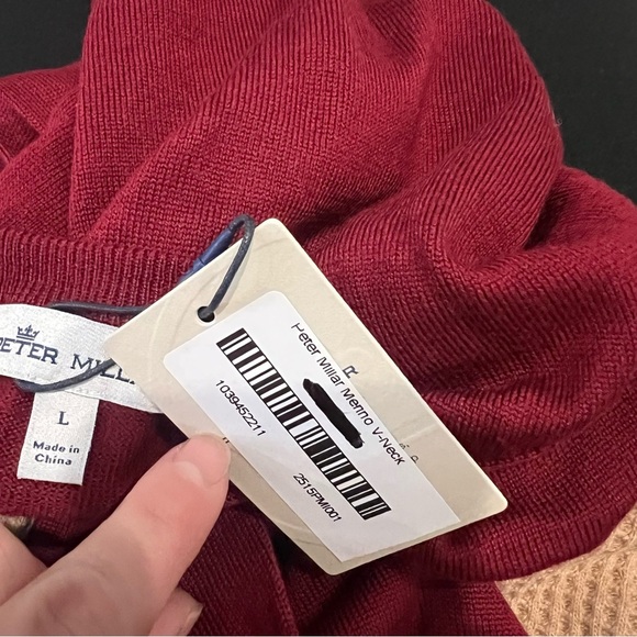 NWT Peter Millar Merino Wool V Neck Sweater Red - Picture 6 of 6